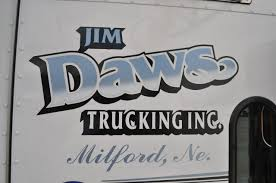 Daws Trucking, Inc. Logo