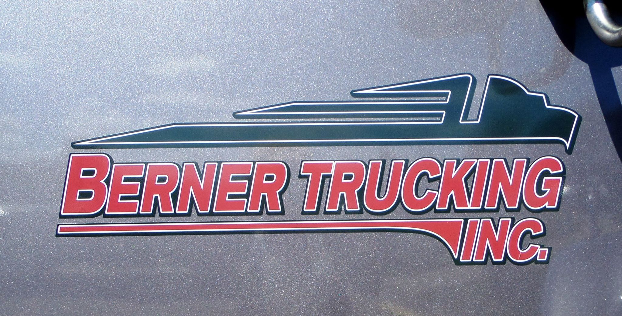 Berner Trucking, Inc. Logo